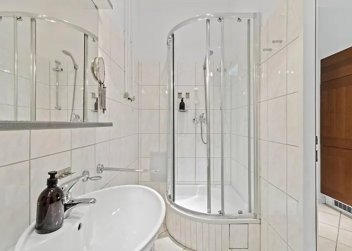Neben Augarten I 5 Min To Metro I 10 Min To Apartman *